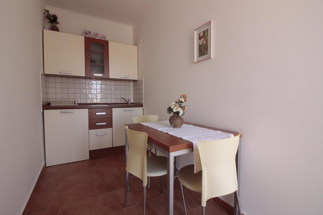 Studios & Rooms Fiesta Novalja Exteriér fotografie