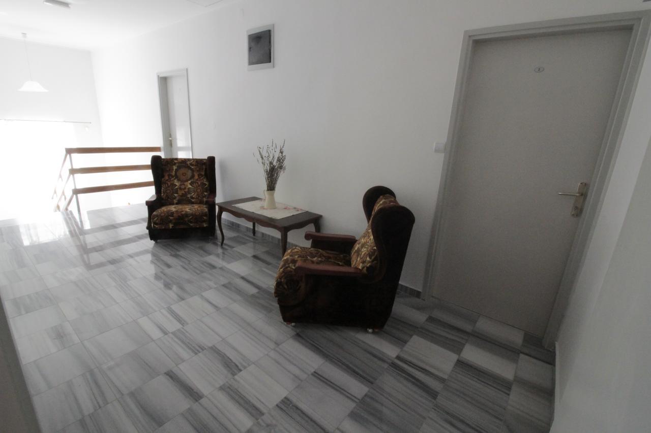 Studios & Rooms Fiesta Novalja Exteriér fotografie